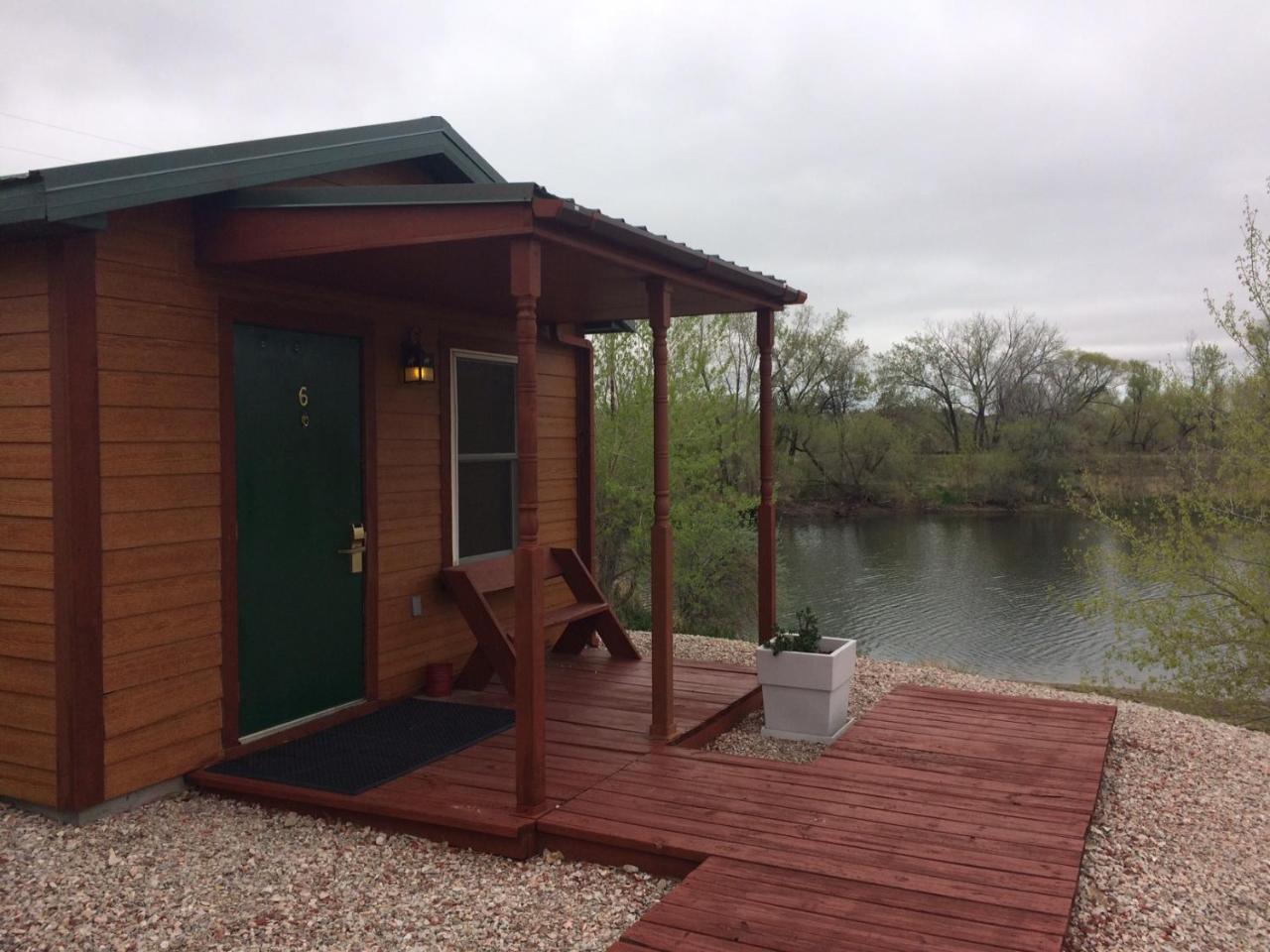 South Platte Cabins & Kennels Ogallala Bagian luar foto